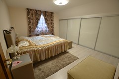 Dr. Limpensstraat 13016.JPG